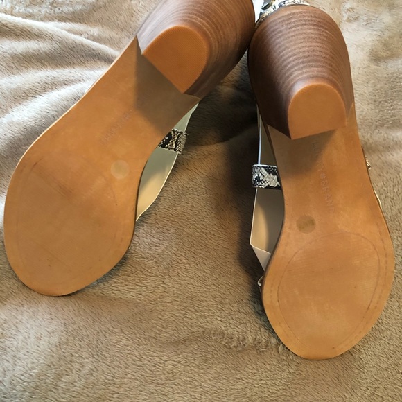 Lucky Brand 🍀 Women’s High Heels - Picture 10 of 12